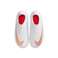 Nike Mercurial Superfly 11 Club Gazon Naturel Artificiel Chaussures de Foot (MG) Tout-Petits Blanc Rouge Vif Doré