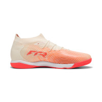 PUMA Future 9 Match Zaalvoetbalschoenen (IN) Gebroken Wit Zwart Roze