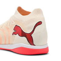 PUMA Future 9 Match Zaalvoetbalschoenen (IN) Gebroken Wit Zwart Roze