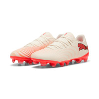 PUMA Future 9 Play Gras / Kunstgras Voetbalschoenen (MG) Gebroken Wit Zwart Roze