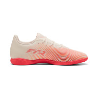 PUMA Future 9 Play Zaalvoetbalschoenen (IN) Gebroken Wit Zwart Roze