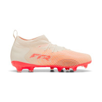 PUMA Future 9 Match Gazon Naturel Artificiel Chaussures de Foot (MG) Enfants Blanc Cassé Noir Rose
