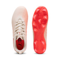 PUMA Future 9 Play Gazon Naturel / Artificiel Chaussures de Foot (MG) Enfants Blanc Cassé Noir Rose