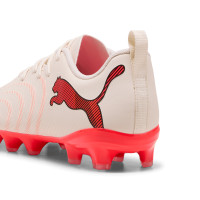 PUMA Future 9 Play Gazon Naturel / Artificiel Chaussures de Foot (MG) Enfants Blanc Cassé Noir Rose