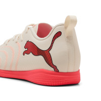 PUMA Future 9 Play Chaussures de Foot en Salle (IN) Enfants Blanc Cassé Noir Rose