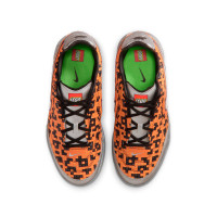 Nike Streetgato x LEGO® Chaussures de Foot Street Enfants Orange Noir Argenté