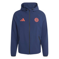 adidas Bayern München Tiro Travel Trainingsjack 2026-2027 Donkerblauw Rood