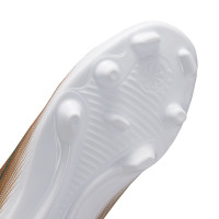 Nike Mercurial Superfly 11 Mbappé Club Gazon Naturel Artificiel Chaussures de Foot (MG) Enfants Doré Vert Blanc