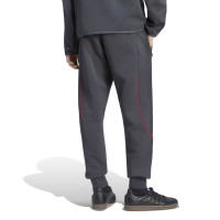 adidas Liverpool Originals Trainingsbroek Donkergrijs Rood Zilver