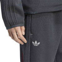 adidas Liverpool Originals Trainingsbroek Donkergrijs Rood Zilver