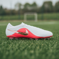 Nike Tiempo Maestro Elite Gazon Naturel Chaussures de Foot (FG) Blanc Rouge Vif Doré