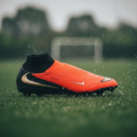 Nike Phantom 6 High Elite IJzeren-Nop Voetbalschoenen (SG) Zwart Felrood Goud