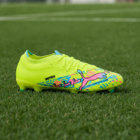 PUMA Ultra Nitro 7 Match Gazon Naturel Artificiel Chaussures de Foot (MG) Vert Néon Bleu Vif Rose Vif