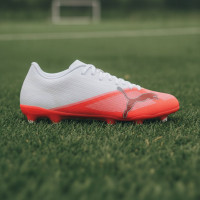 PUMA Ultra 7 Play Gazon Naturel Artificiel Chaussures de Foot (MG) Blanc Rouge Vif Noir