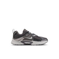 Nike V5 RNR Baskets Tout-Petits Gris Blanc Cassé Iron Grey Metallic Cool Grey
