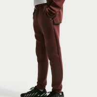 Survêtement de sport Nike Tech Fleece pour Enfants, bordeaux et noir