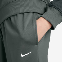 Survêtement Nike Sportswear Crew pour Enfants, vert camouflage, vert foncé, blanc