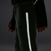 Nike Sportswear Tech Fleece Reflect Joggingbroek Kids Camogroen Donkergroen Zwart