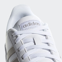 Baskets Adidas Grand Court Blanc Argent