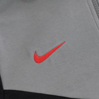 Nike Liverpool Tech Fleece Pack Trainingspak 2020-2021 Zwart Grijs