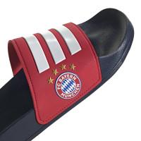 Pantoufles de douche adidas Bayern Munchen Adilette Rouge Blanc Bleu foncé