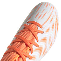 adidas Nemeziz.3 Grass Chaussure de Chaussures de Foot (FG) Enfant Blanc Noir Orange