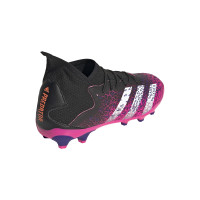 Adidas Predator Freak.3 Chaussure de football en gazon artificiel (MG) pour enfant Noir/blanc/rose